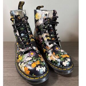 Dr. Martens Pascal DF Darcy Floral 8-Eye Leather Lace Up Boots Size 6